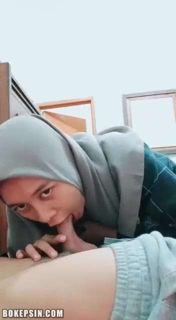 Bokep Indo Hijab Cantik Viral Nyepong Dientot - BokepINI