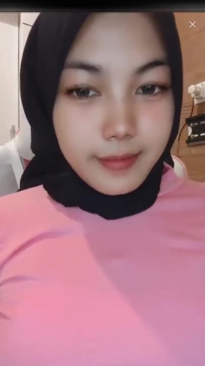 Dihaluin Sama Hijab Cantik - DoodStream - DoodStream