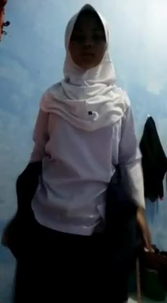 Smp Jilbab Putih Pertama Kali Pamer Pantat