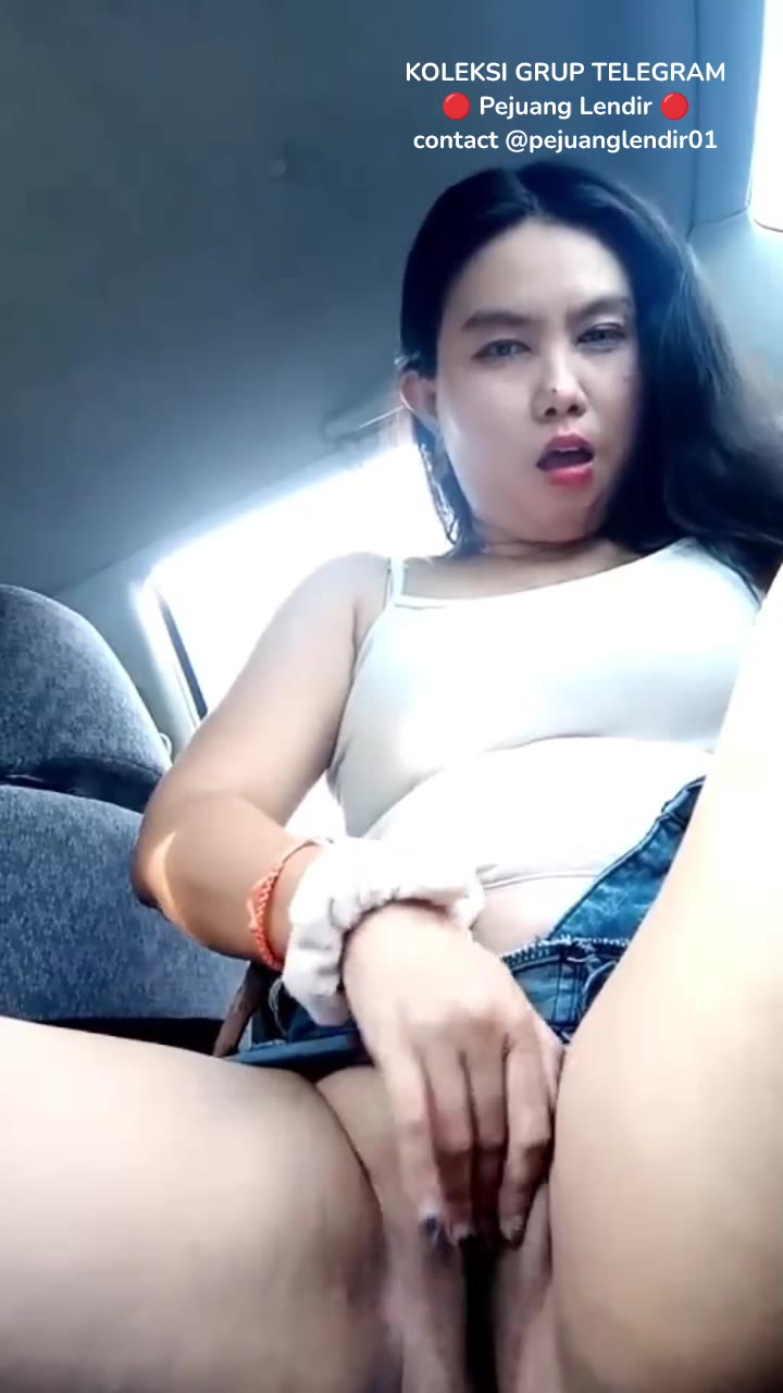 Tante Cantik Tiba2 Sange Di Mobil Langsung Colmek