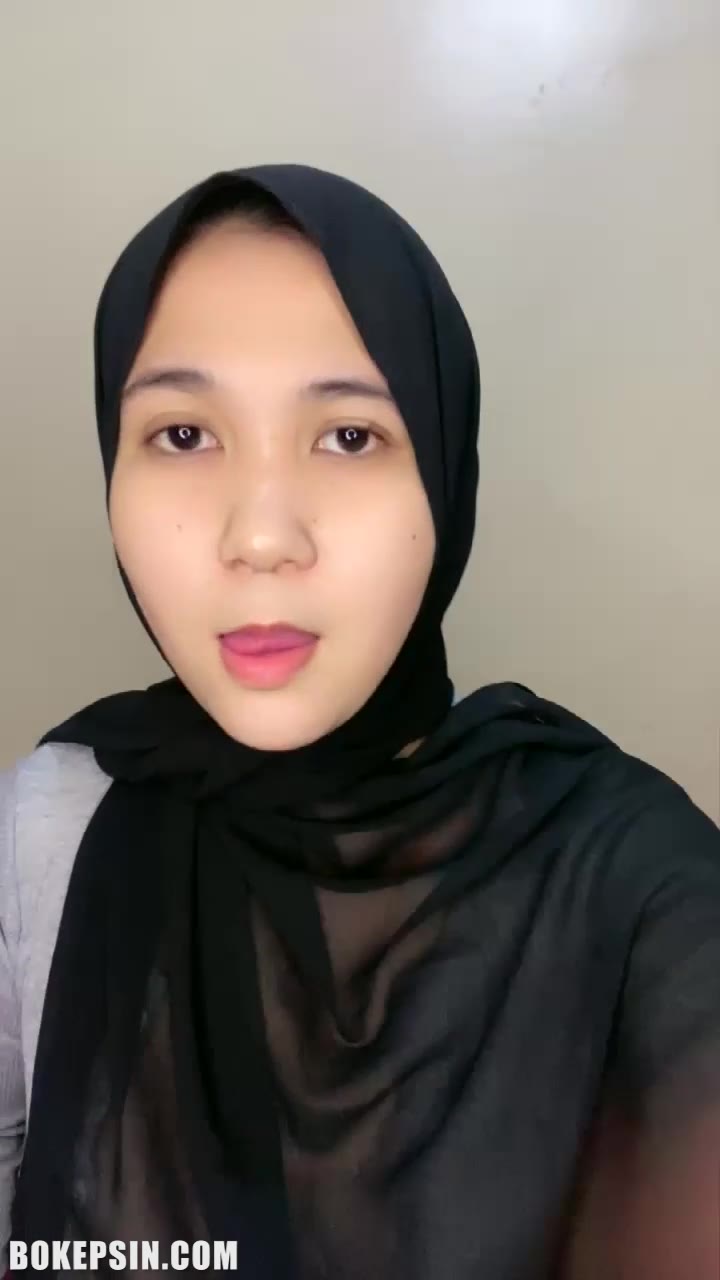  Indo Rani Hijabers Pamerin Toketnya Baju Transparan Bokepup Com Mp4 2