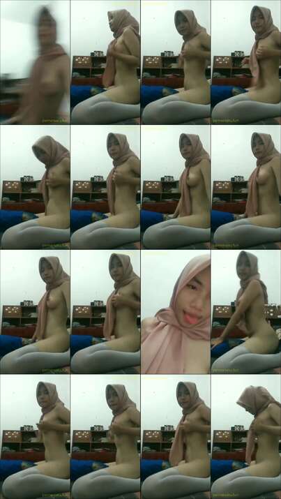 jilbab dirini sange colok memek sempit part (2)