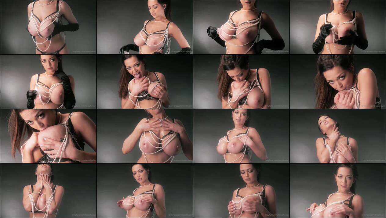 Tessa Fowler Sucking Her Nipples Video Leaked
